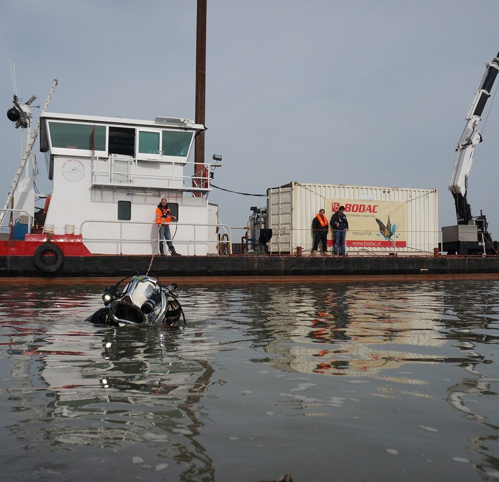 Sloopboot afvoeren